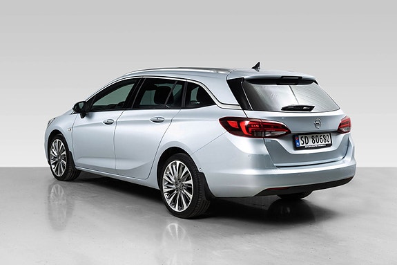 Opel Astra 8 of 26