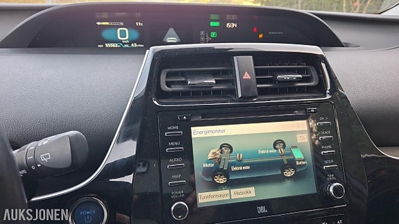Toyota Prius 13 of 17