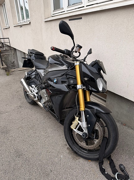 BMW S 1000 R 3 of 3