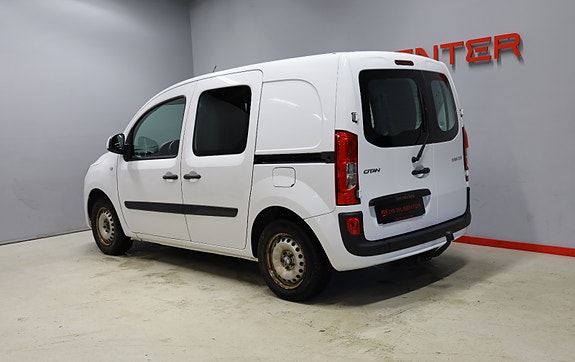Mercedes-Benz Citan 4 of 12