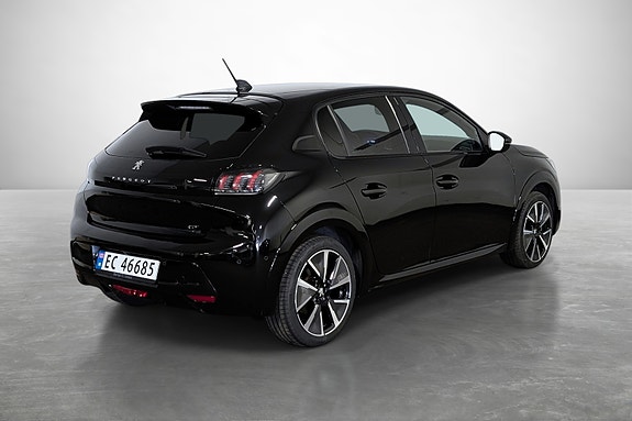Peugeot e-208 9 of 25