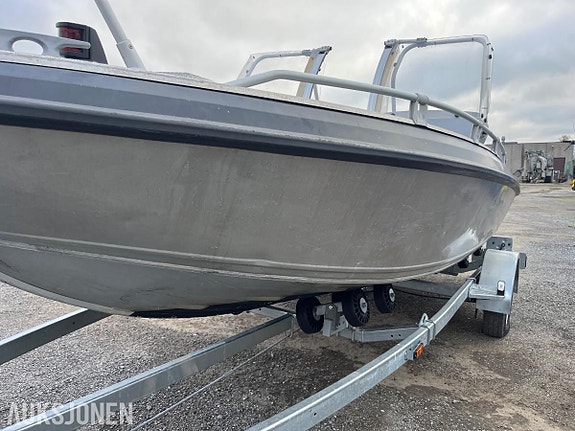 2013 Båt - 17 fot - Buster LX med 60 HK Yamaha 4 of 22