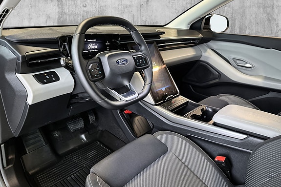 Ford Explorer 13 of 27