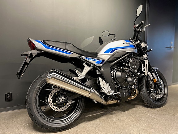 Honda CB1000F - ¤ NYHET 2026 ¤ 2 of 10