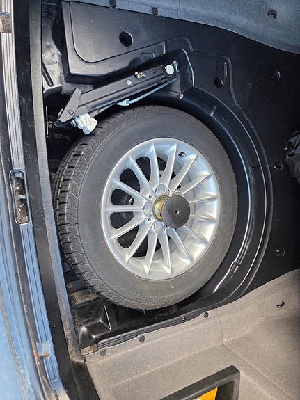BMW 520i 14 of 14