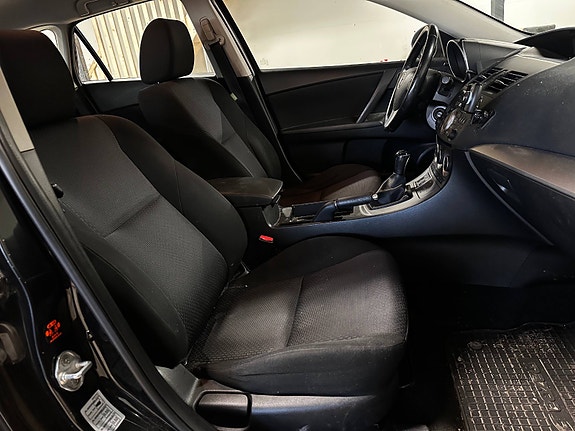Mazda 3 10 of 28