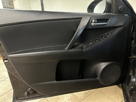 Mazda 3 21 of 28