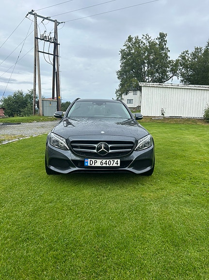 Mercedes-Benz C250 d 2 of 14