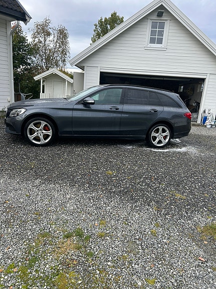 Mercedes-Benz C250 d 13 of 14