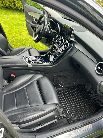 Mercedes-Benz C250 d 12 of 14