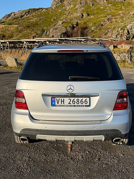 Mercedes-Benz ML280 9 of 24