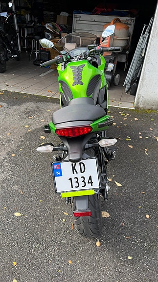 Kawasaki ER 6 F 12 of 24