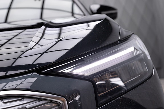 Audi Q4 e-tron 5 of 25