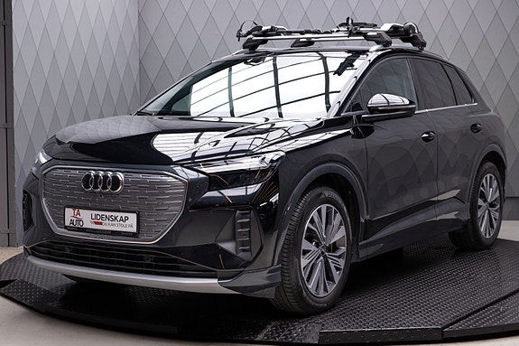 Audi Q4 e-tron 3 of 25