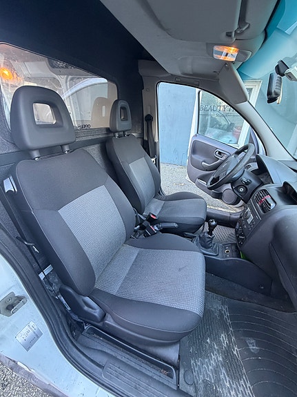 Opel Combo 9 of 14