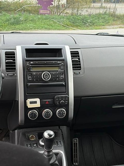 Nissan X-Trail 7 of 7