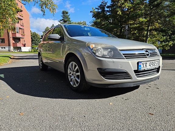 Opel Astra 3 of 11