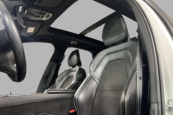 Volvo XC60 11 of 30