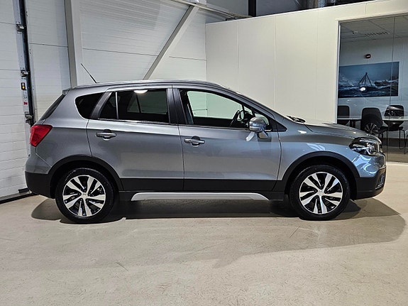 Suzuki SX4 S-Cross 6 of 30