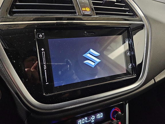 Suzuki SX4 S-Cross 29 of 30