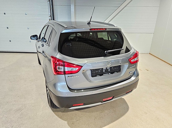 Suzuki SX4 S-Cross 14 of 30