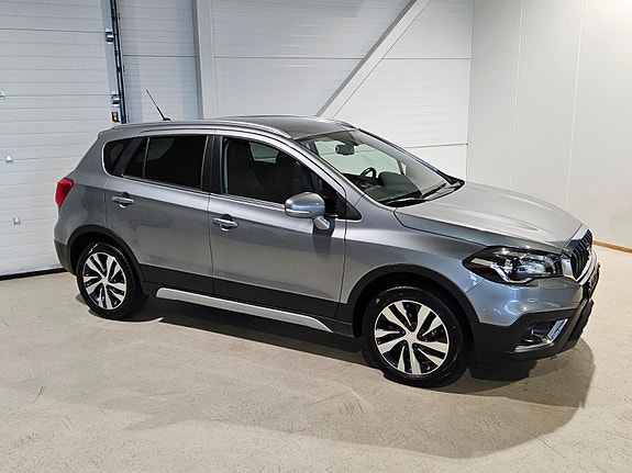 Suzuki SX4 S-Cross 2 of 30