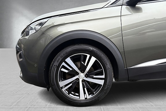 Peugeot 5008 4 of 30