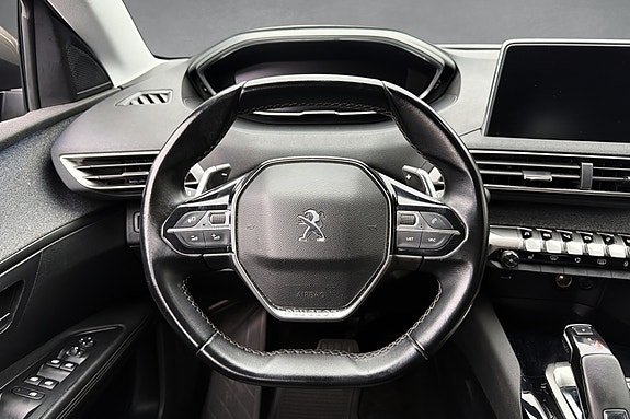 Peugeot 5008 24 of 30