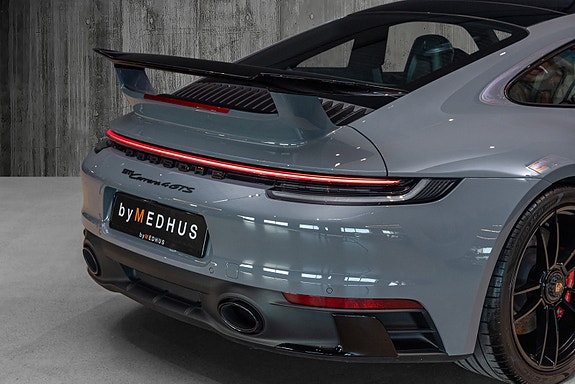 Porsche 911 Carrera 4 GTS 4 of 30
