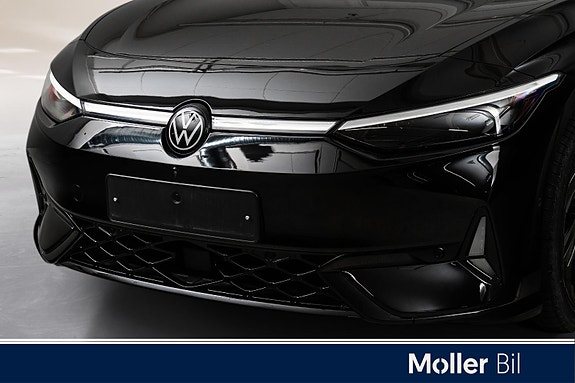 Volkswagen ID.7 8 of 14