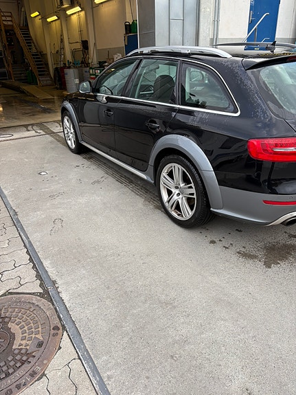 Audi A4 allroad 4 of 17