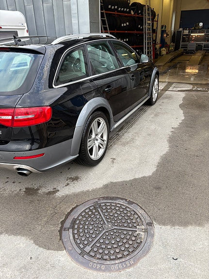 Audi A4 allroad 5 of 17
