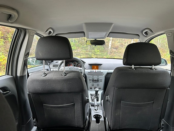 Opel Astra 7 of 10