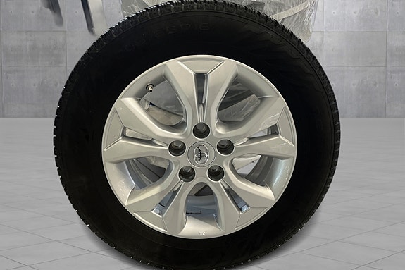 Toyota Yaris Cross 19 of 19