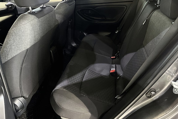 Toyota Yaris Cross 14 of 19