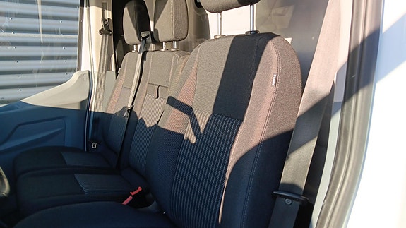 Ford Transit 26 of 30