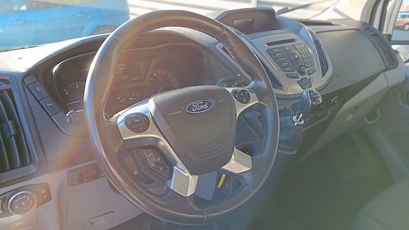 Ford Transit 20 of 30