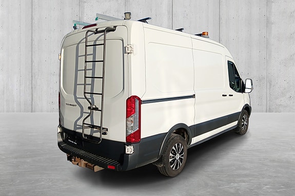Ford Transit 7 of 30