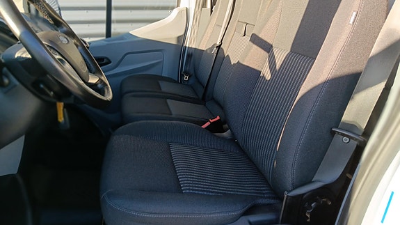 Ford Transit 18 of 30