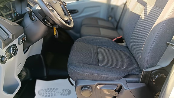 Ford Transit 22 of 30
