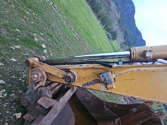 Cat 312bl 9 of 12