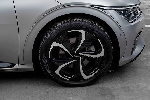 Kia EV6 10 of 29