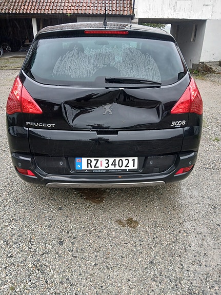 Peugeot 3008 3 of 8
