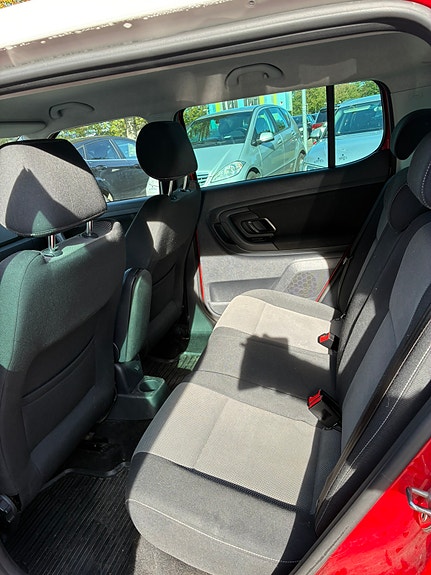Skoda Fabia 2 of 10
