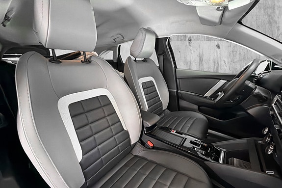 Citroen E-C4 10 of 10
