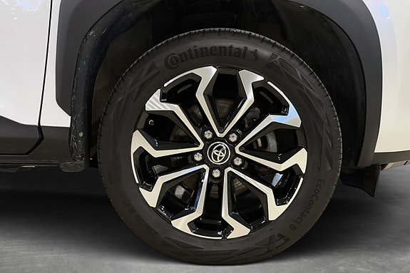 Toyota Yaris Cross 19 of 19