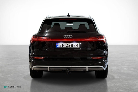 Audi e-tron 7 of 21