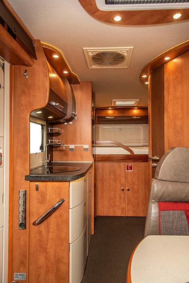 Carthago C-TOURER I 142 Under 7m I Premium bil I henger feste 7 of 30