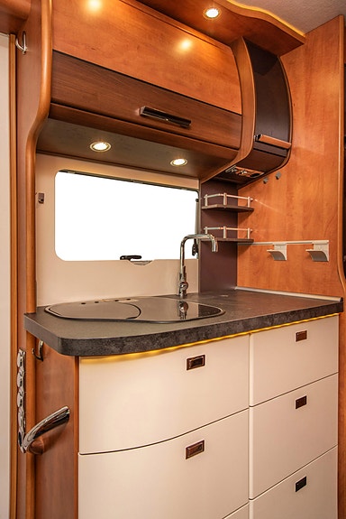 Carthago C-TOURER I 142 Under 7m I Premium bil I henger feste 11 of 30