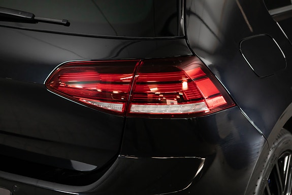 Volkswagen Golf VII 7 of 22